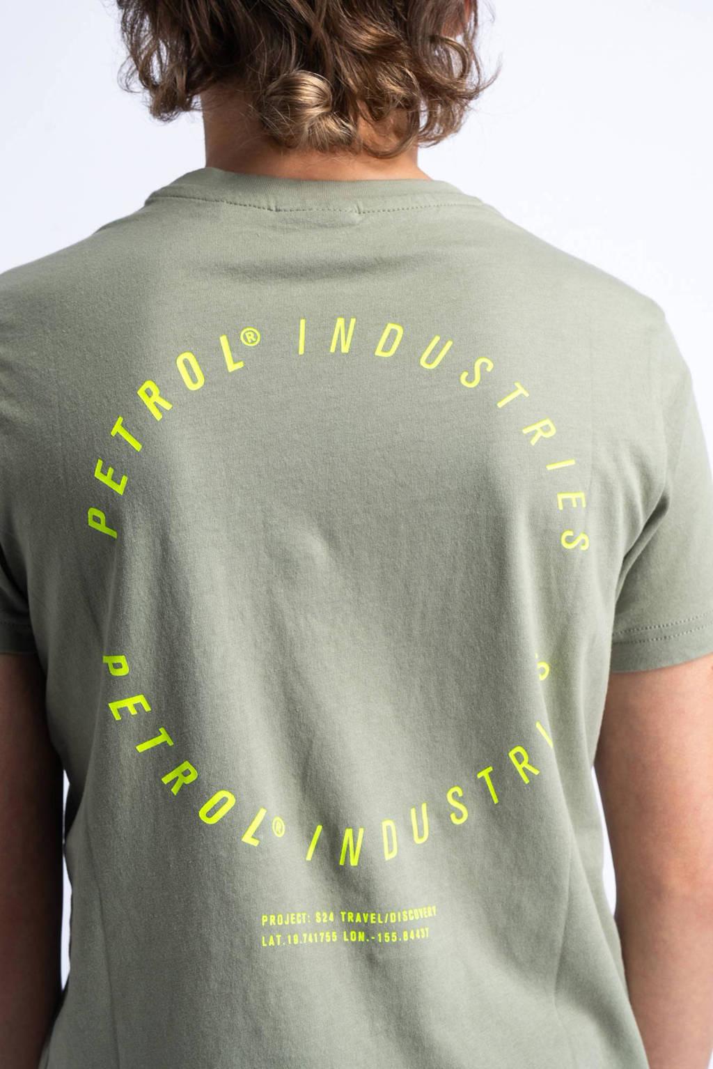 Petrol Industries T-shirt met backprint kaki