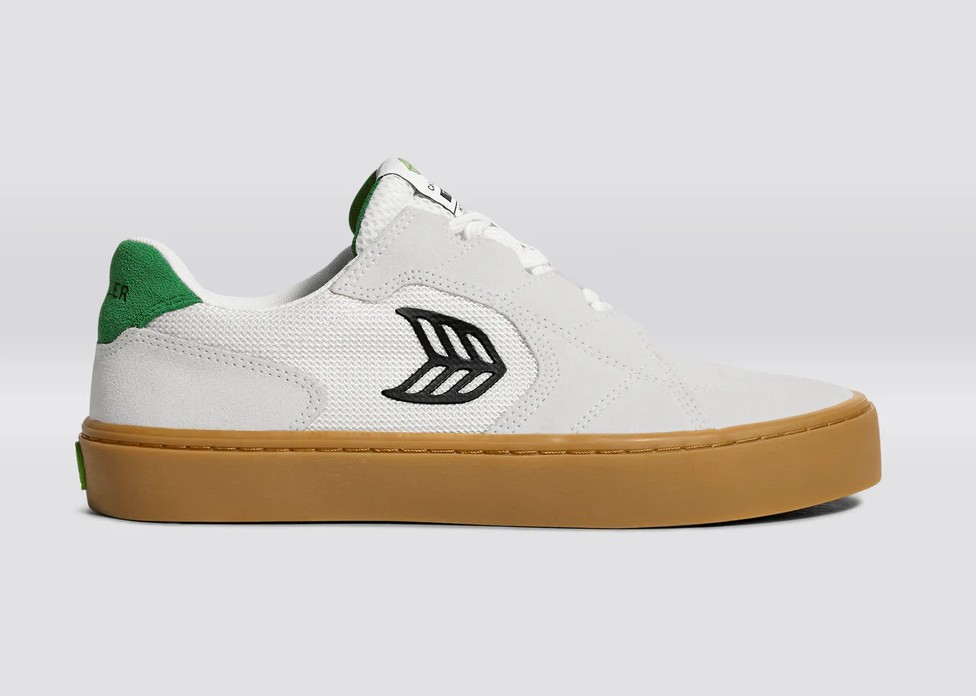 Cariuma T20 Pro Gum Smoke White Green 5 US / 37 EU