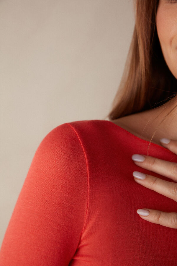 Camiseta de manga comprida ultraleve com decote canoa em cashmere modal