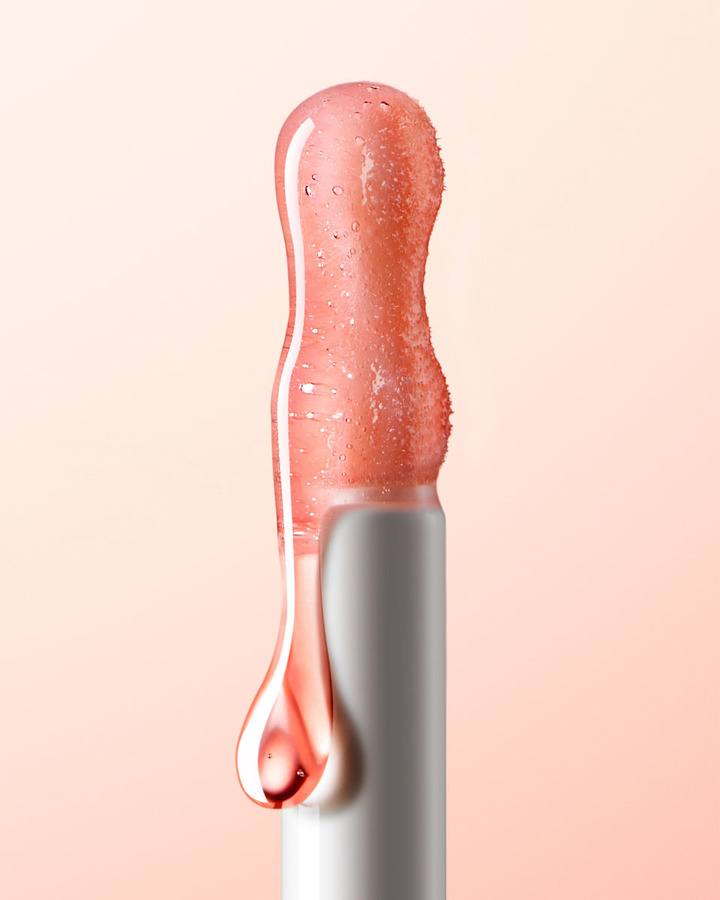 Iconic London Lustre Lip Oil She’s a Peach Coral 6ml