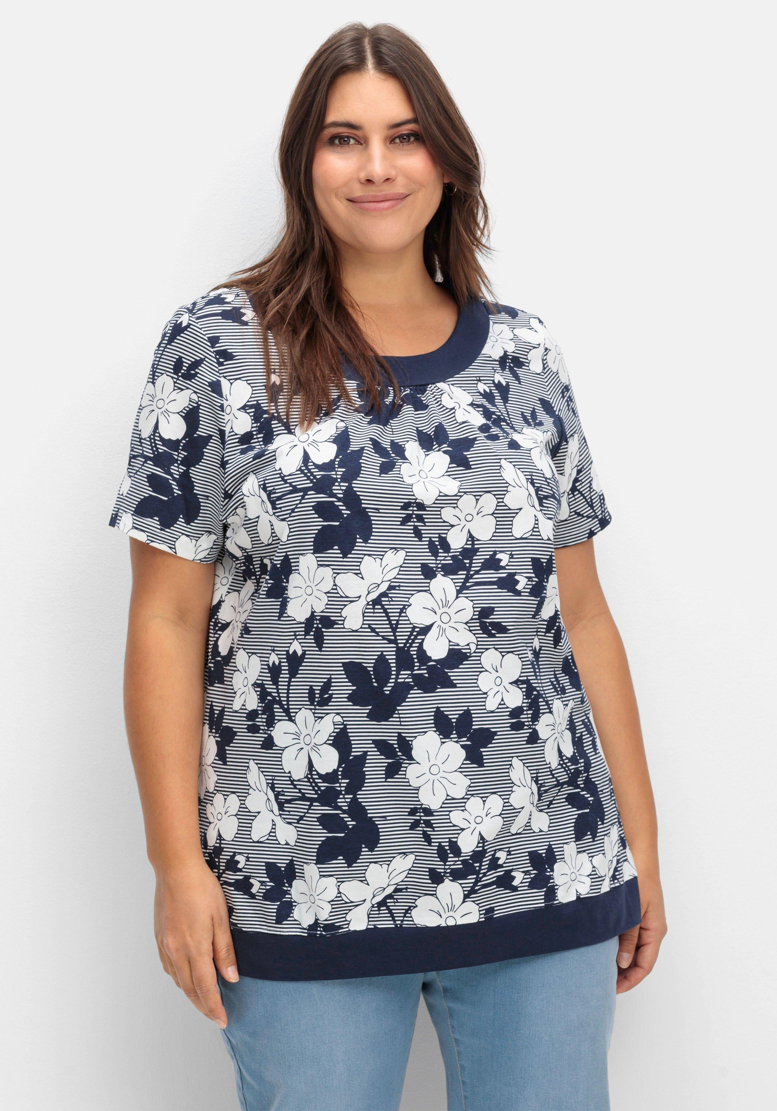 Shirt in leichter A-Linie, mit Blumendruck und Streifen