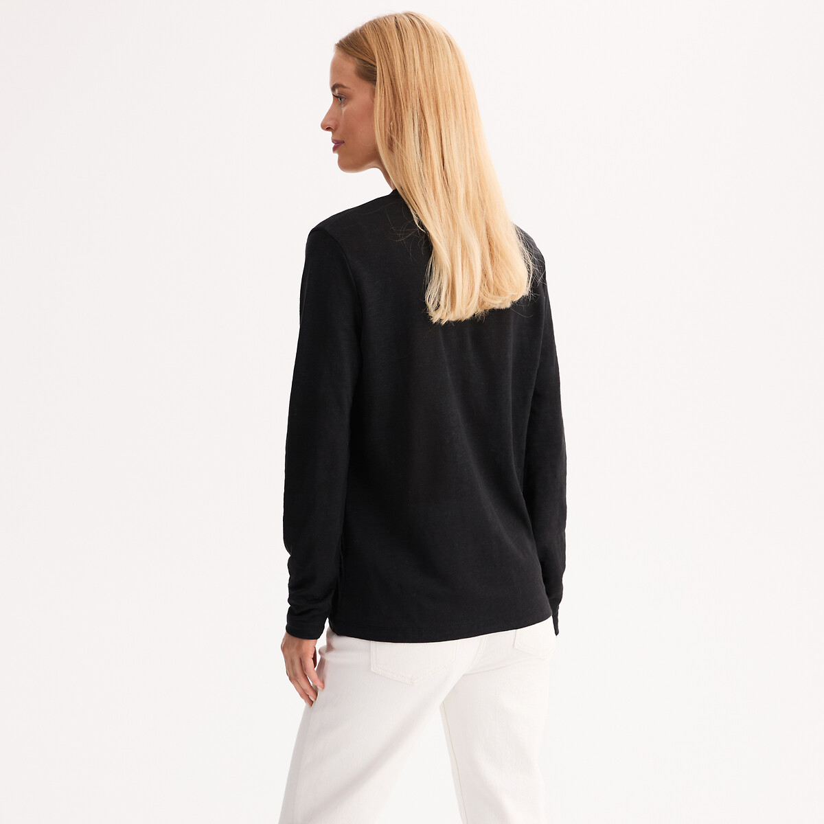 ANNE WEYBURN<br>Camiseta de linho, gola túnica, mangas compridas