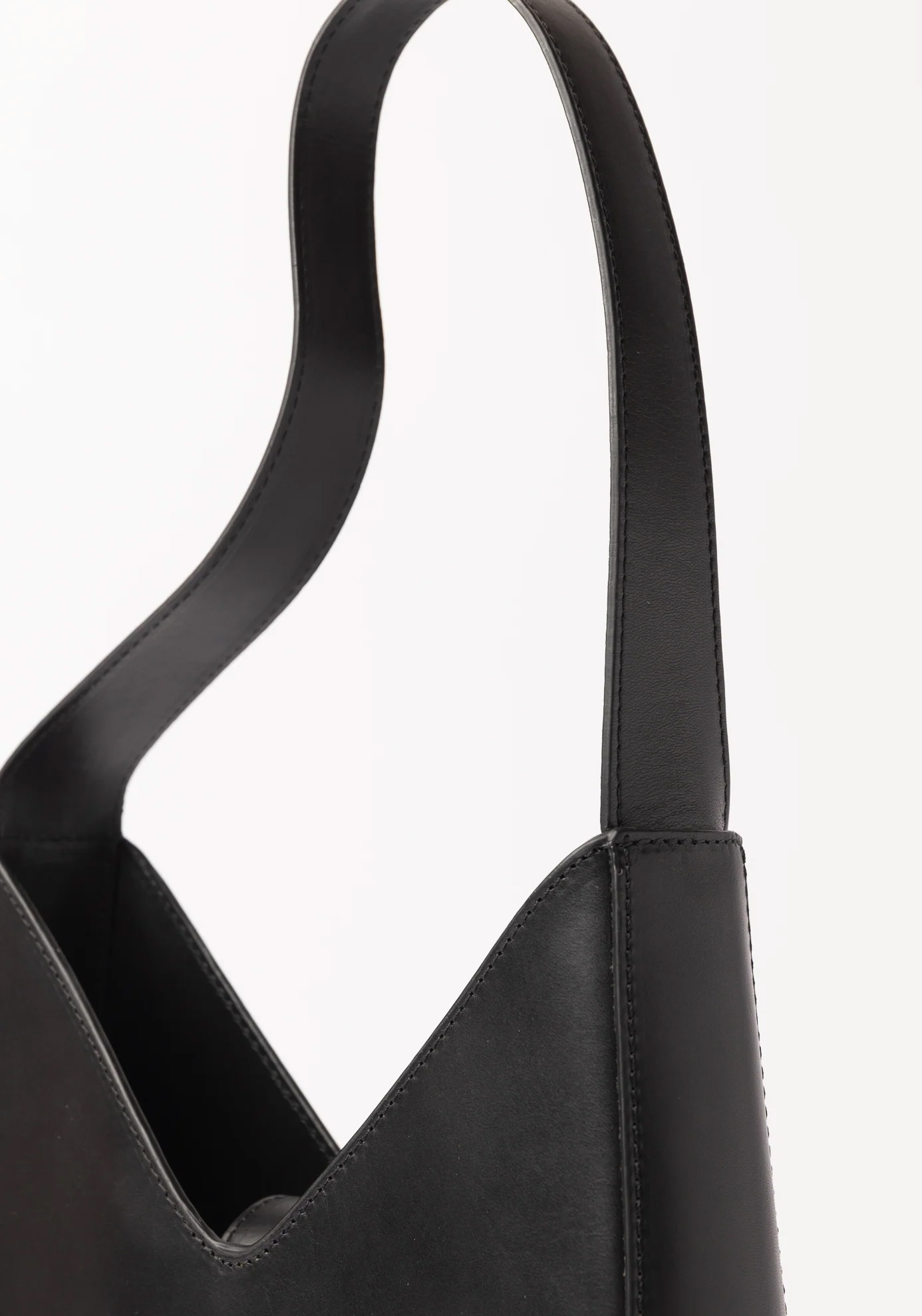 O My Bag Handtasche Vicky Classic Leather Black