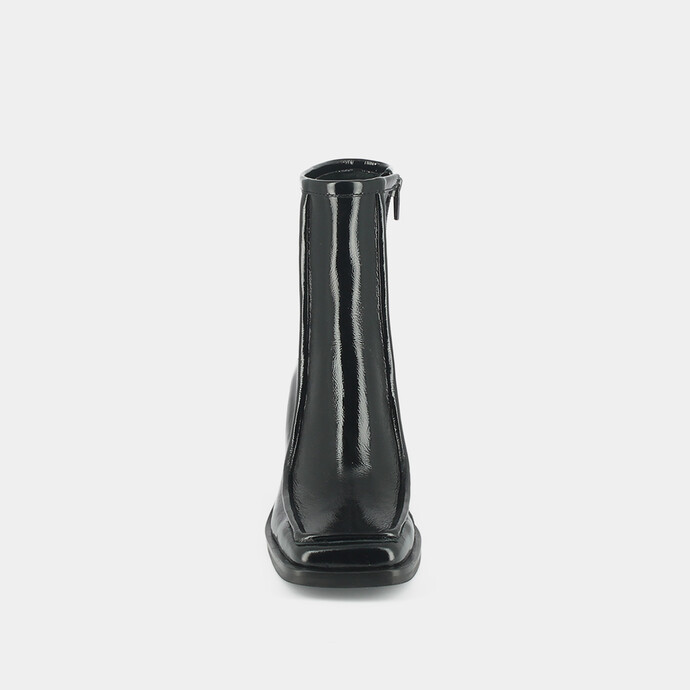 Boots à talons et bouts carrés, avec coutures apparentes  vernis plissé noir