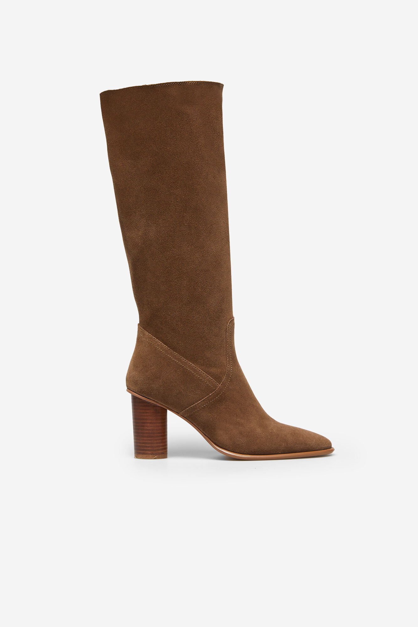 Botas de couro com salto serrilhado - Marrom