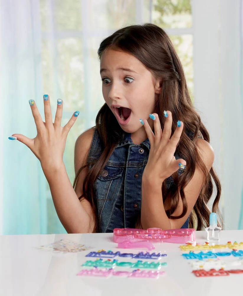 AQUABEADS - PRINCESSES DISNEY - LE COFFRET DE MANUCURE