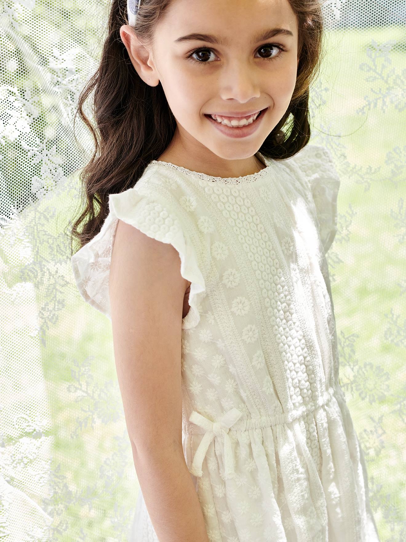 vestido bordado cru