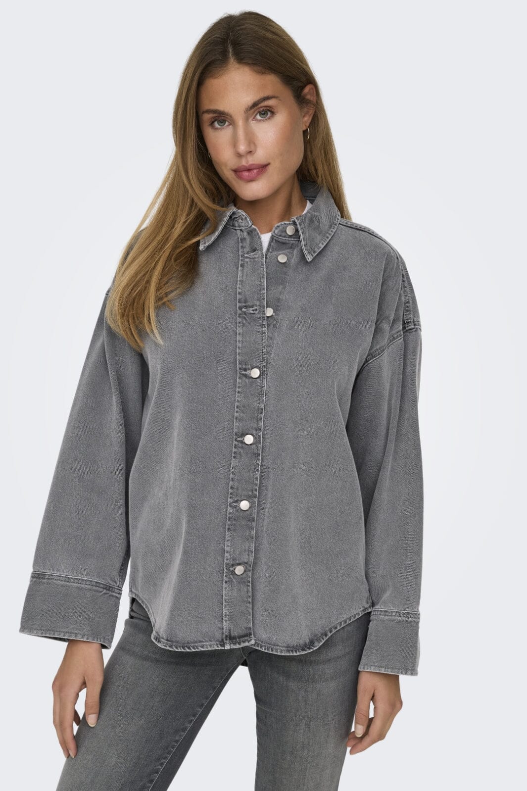 Only Onlsophie L/S Oversized Jkt Sik 4669953 medium grey denim