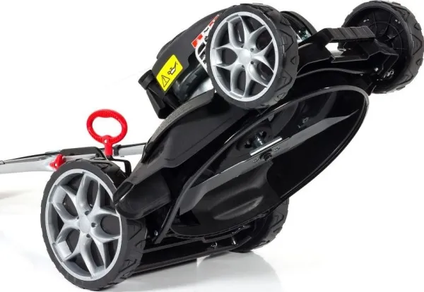NAC LAWN MOWER WAS ASLEEP. B&S 125cc LS46-450E-HSS-JR drivetrain