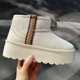 Aztec boots - beige