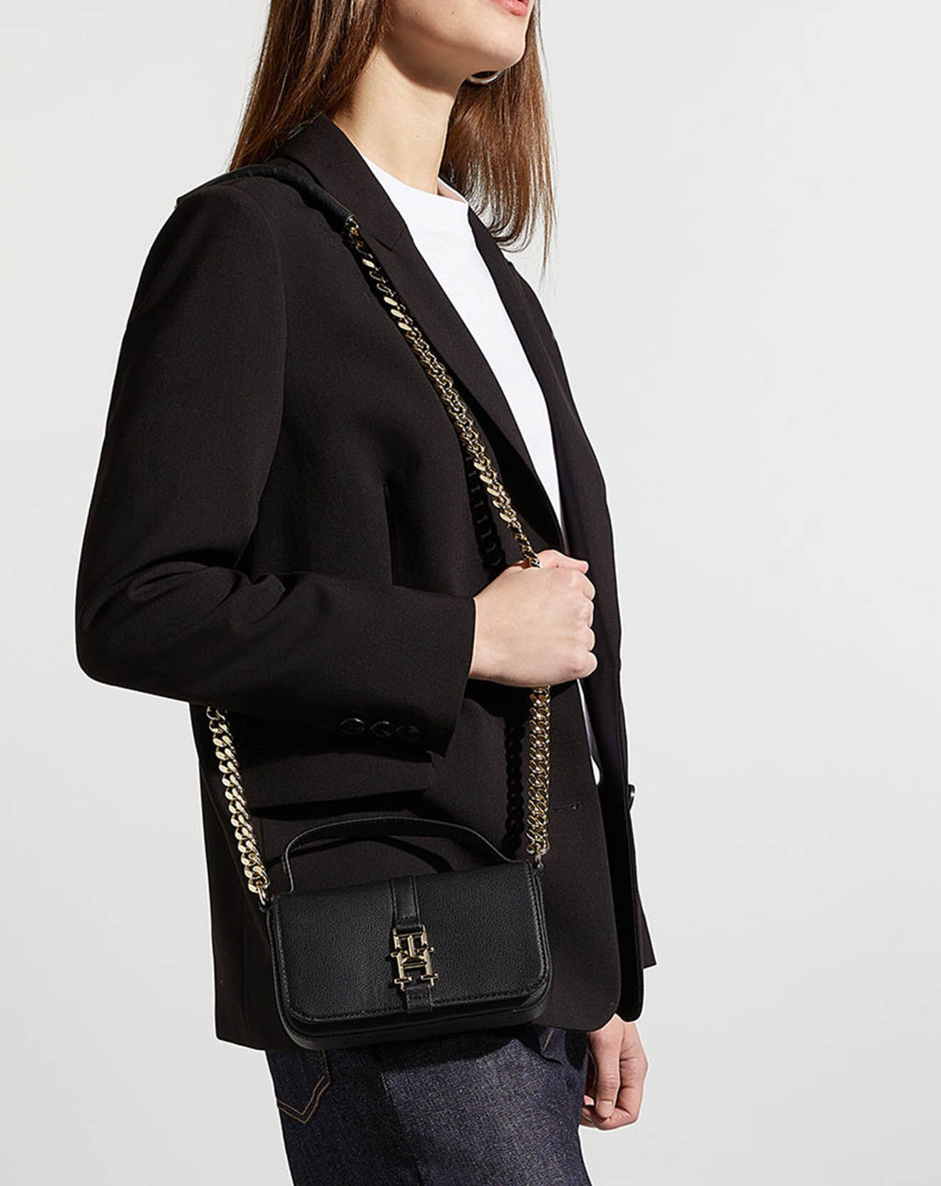 Tommy Hilfiger Sac pochette Plush crossover noire - 13x19x4 cm