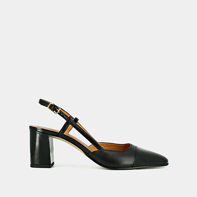 Babies à talons  en vernis et cuir noir