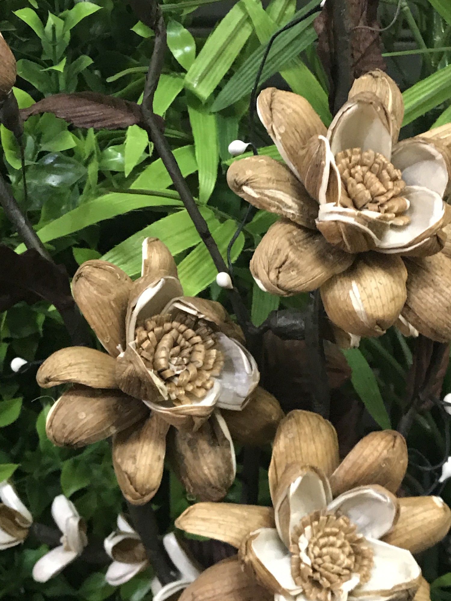 Kunstblume 'Lotus-Blüten', H 60 cm von fischer's lagerhaus