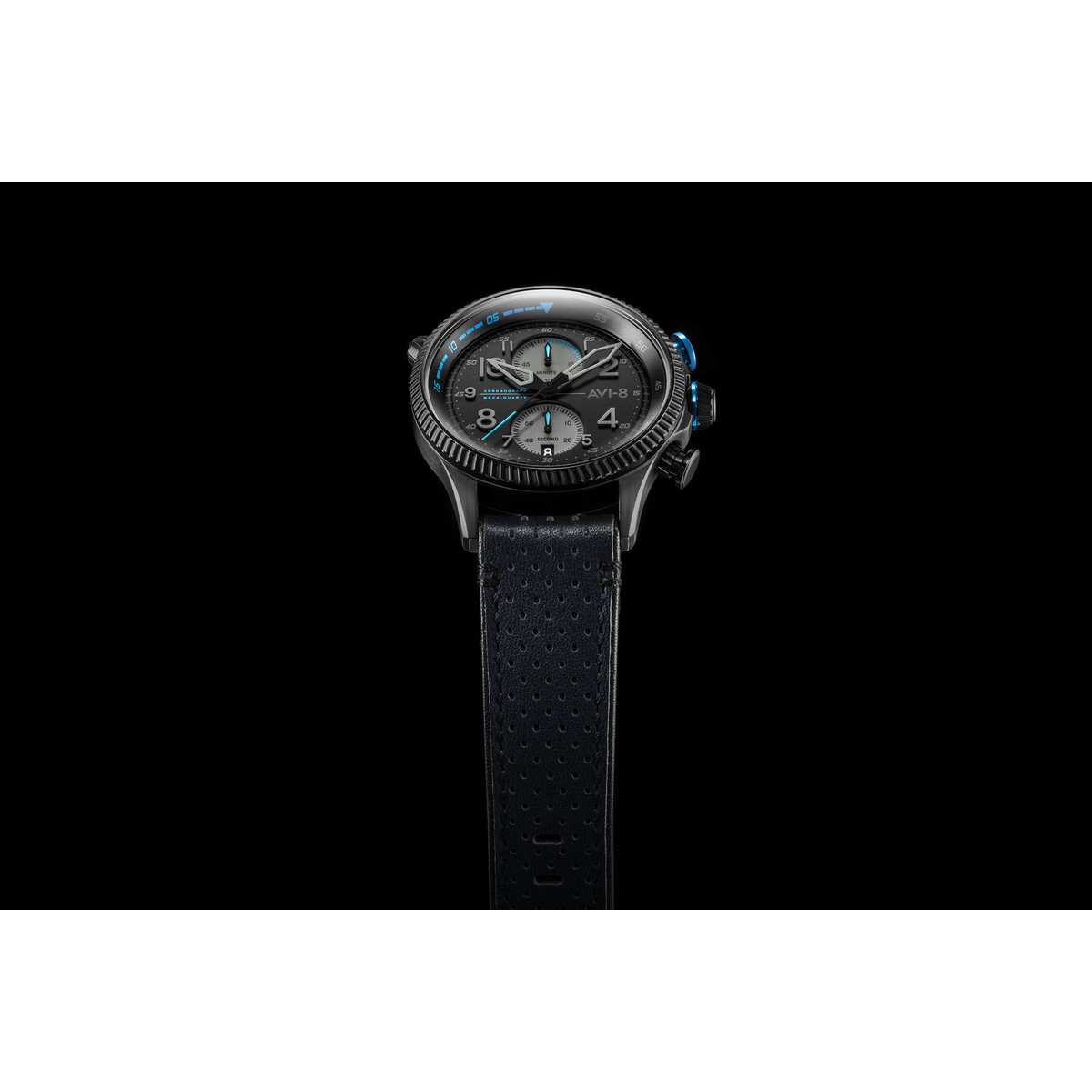 Montre AVI-8 homme chronographe acier cuir gris