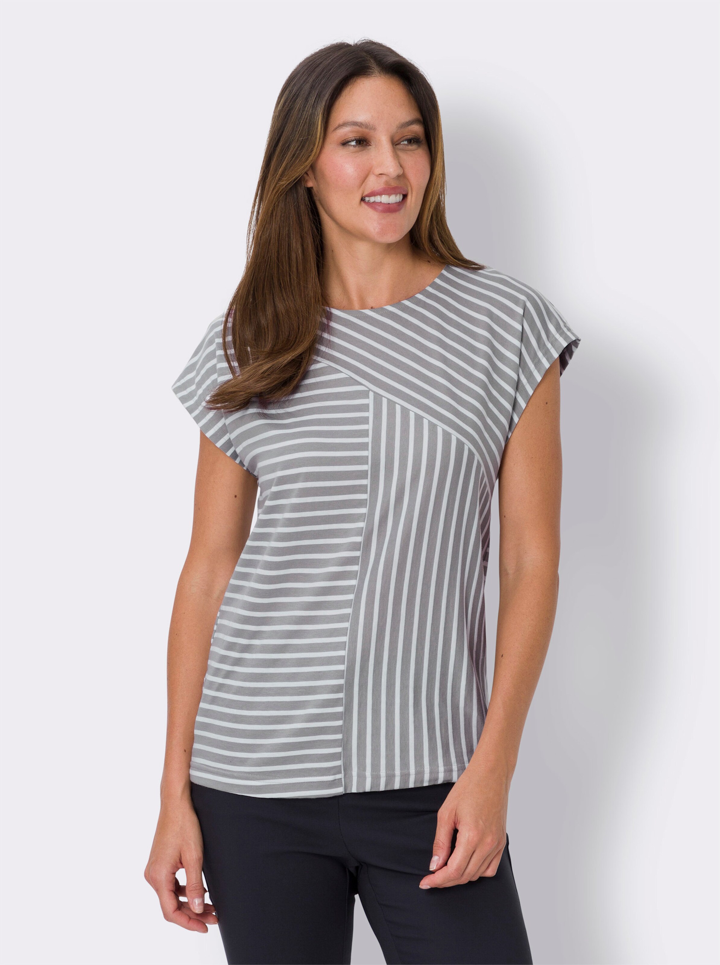 Rundhalsshirt mit garngefärbtem Streifen-Muster
