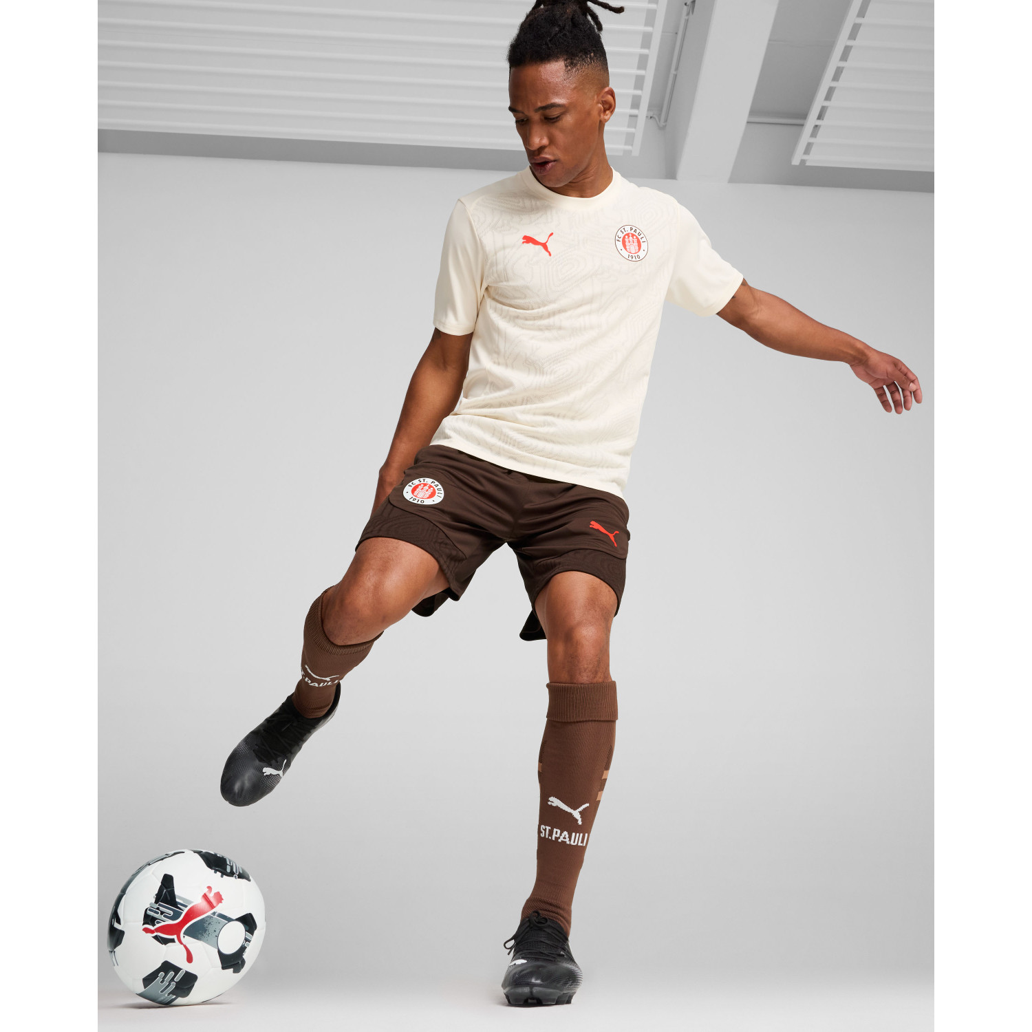 Puma FC ST. Pauli Trainingsset