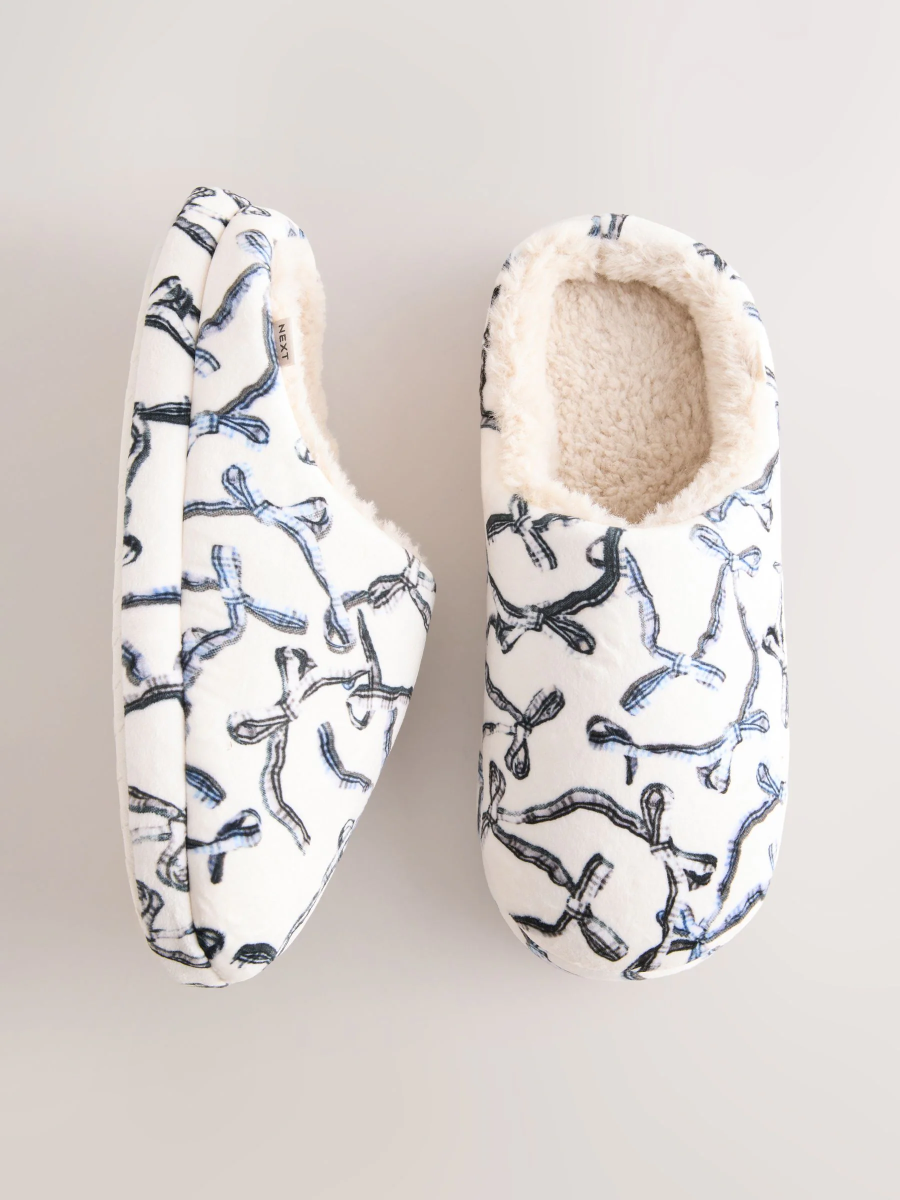 Wit/zwart geborduurde strik - Bow Embroided Borg Mules