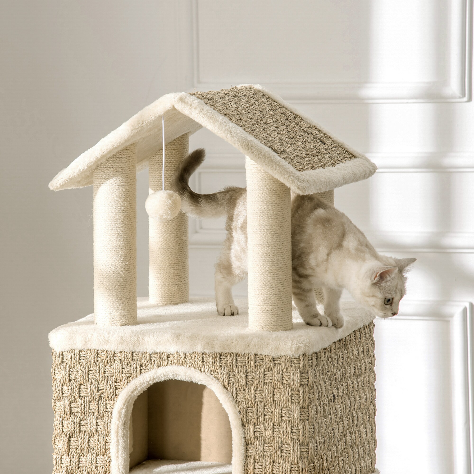 PawHut Kratzbaum mit Spielbälle natur 69L x 40B x 131H cm