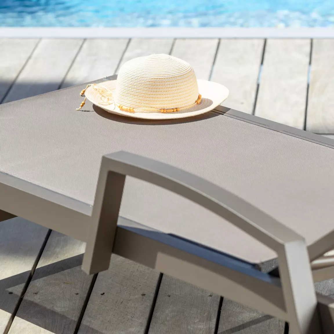 Transat en aluminium Pirae Taupe