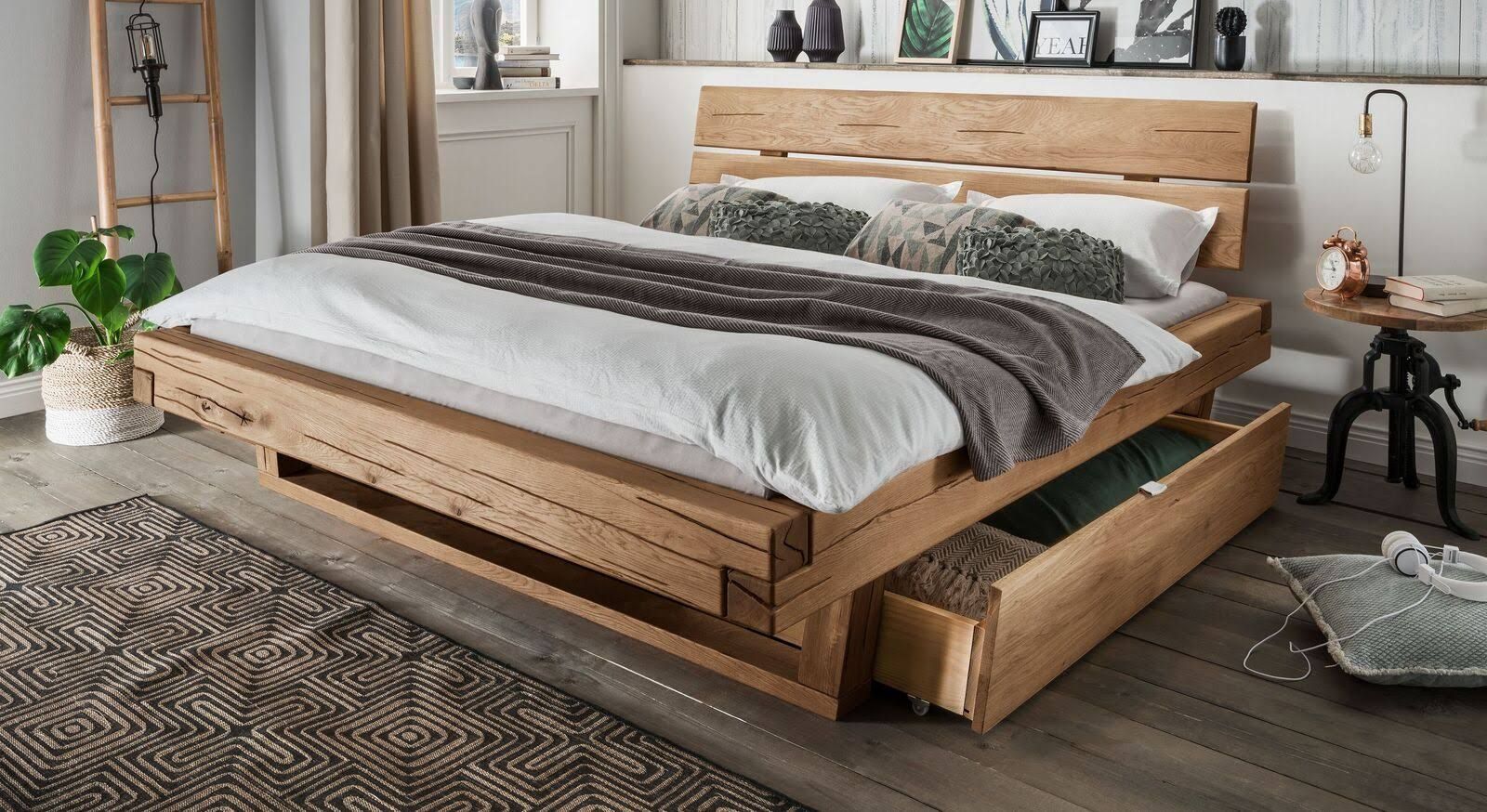 homeliv. Balkenbett Romeno Wildeiche Massivholz mit Schubkasten Bettka