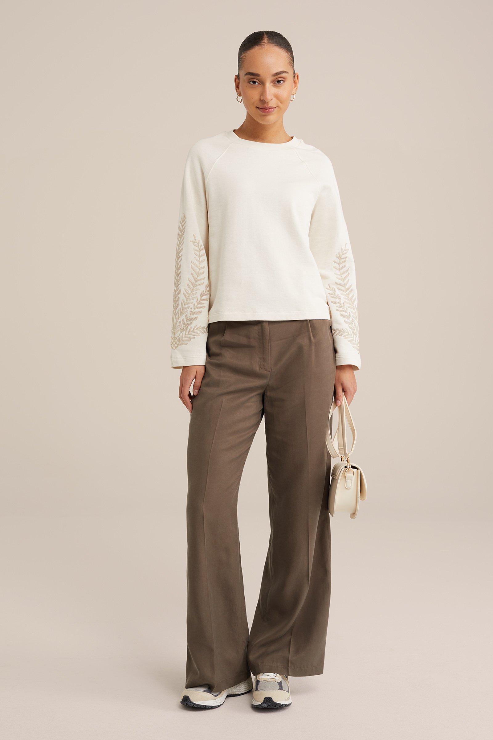 trui met embroideries WE Fashion Beige