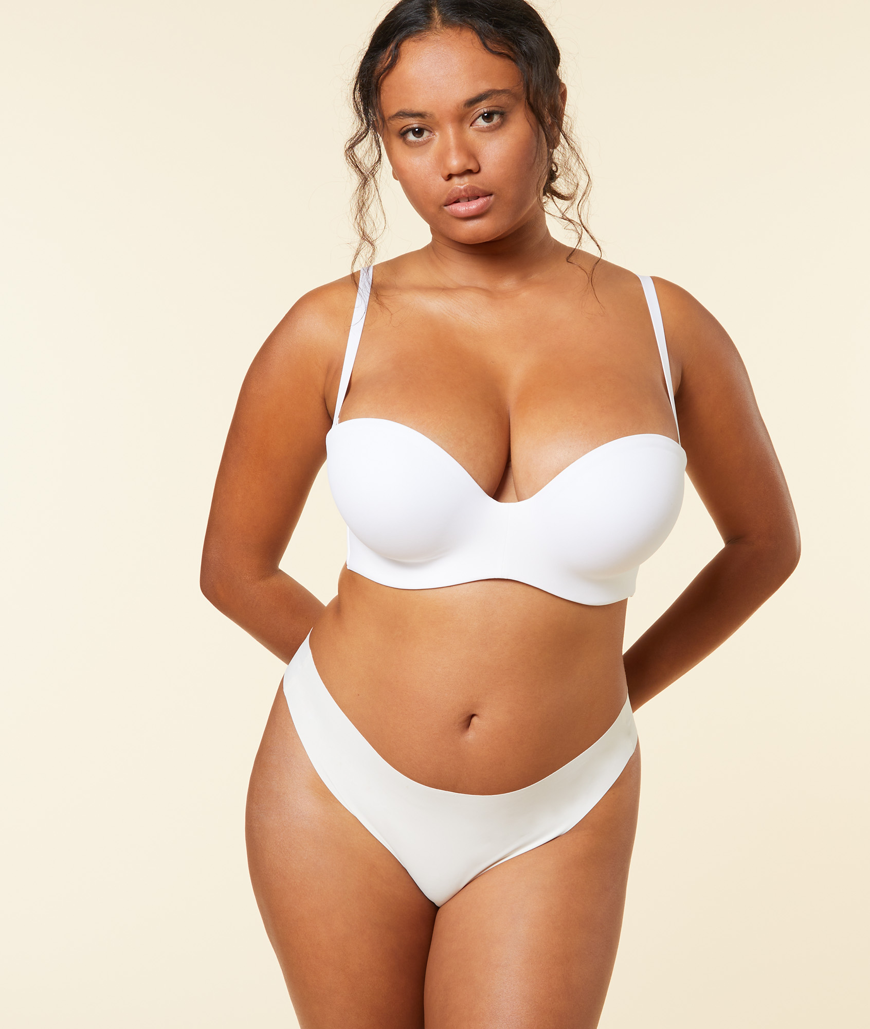 Bandeau microfibre bretelles amovibles, bonnet D