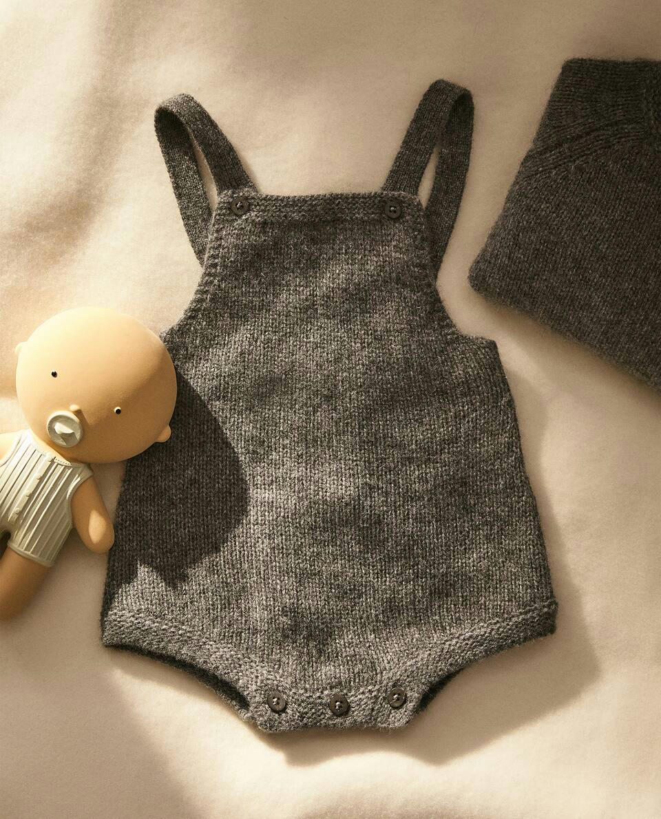 MACACÃO DE CASHMERE PARA BEBÊ