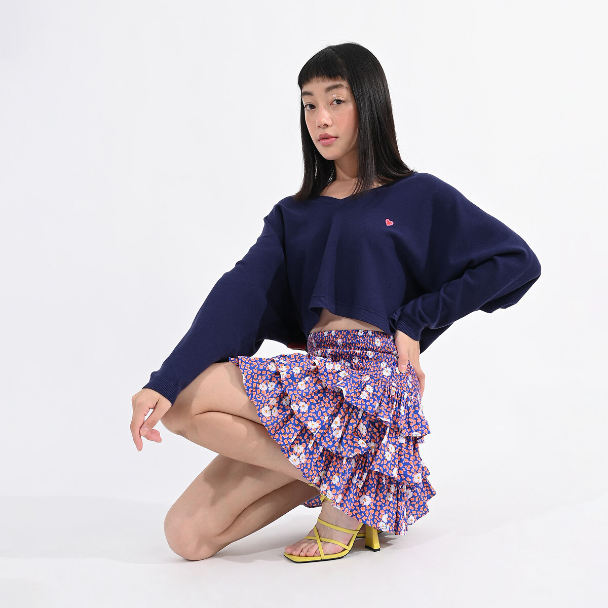 LILI SIDONIO<br>Saia curta com estampa floral e babados