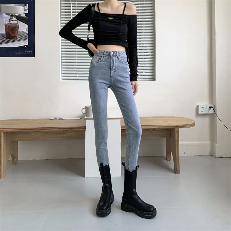 Frigga - Skinny jeans met hoge taille en wassing