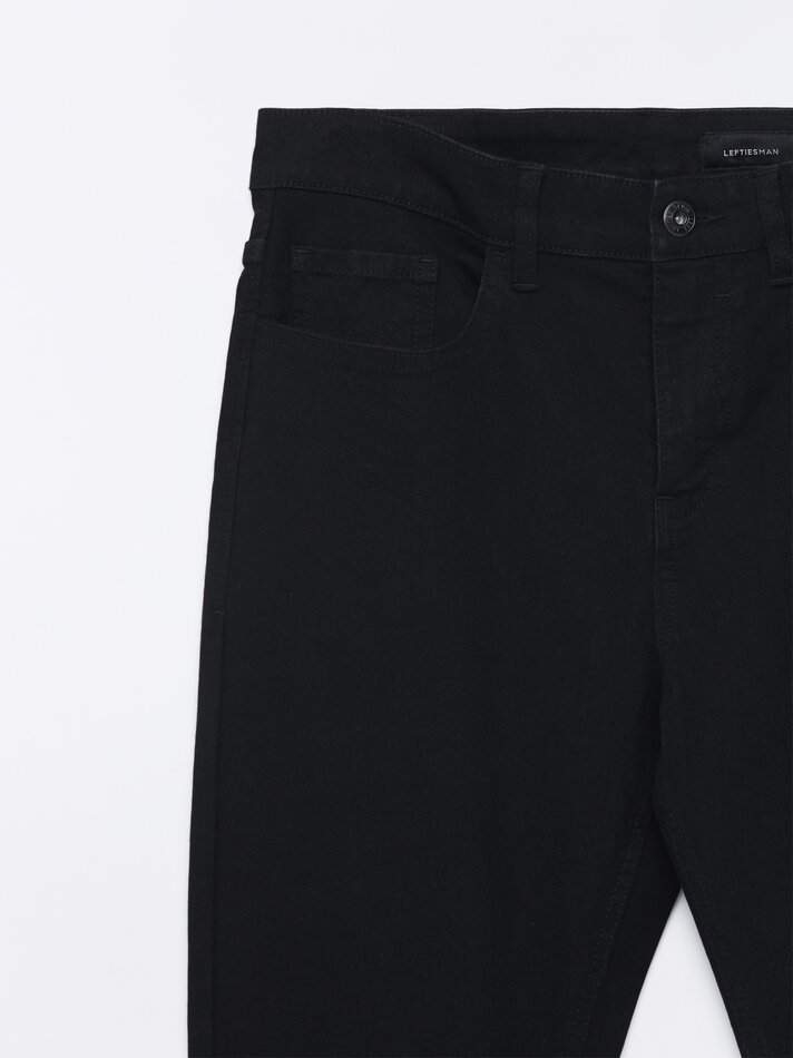 Calça jeans skinny com efeito spray - Preta