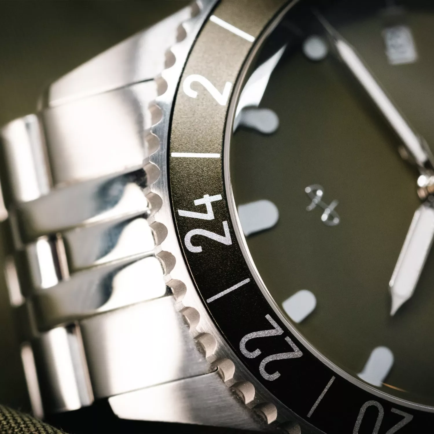 About Vintage Limited Edition 1954 GMT 190514