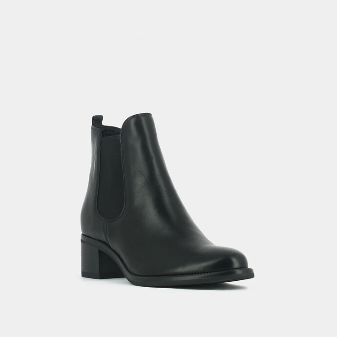 Bottines à talons  en cuir noir
