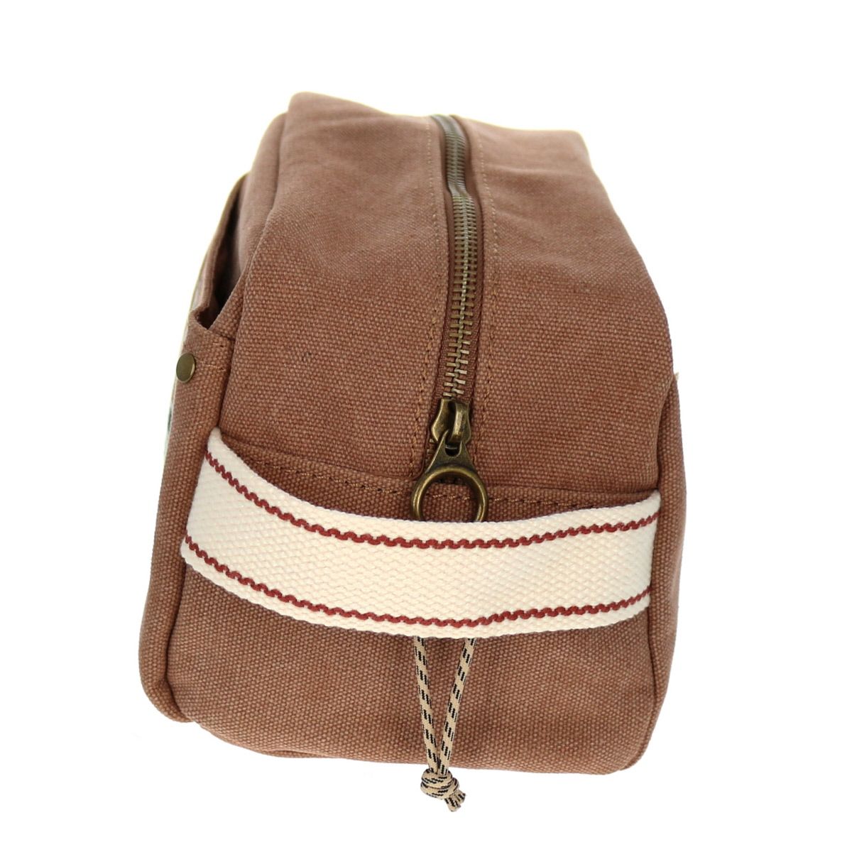Trousse de toilette en toile marron .