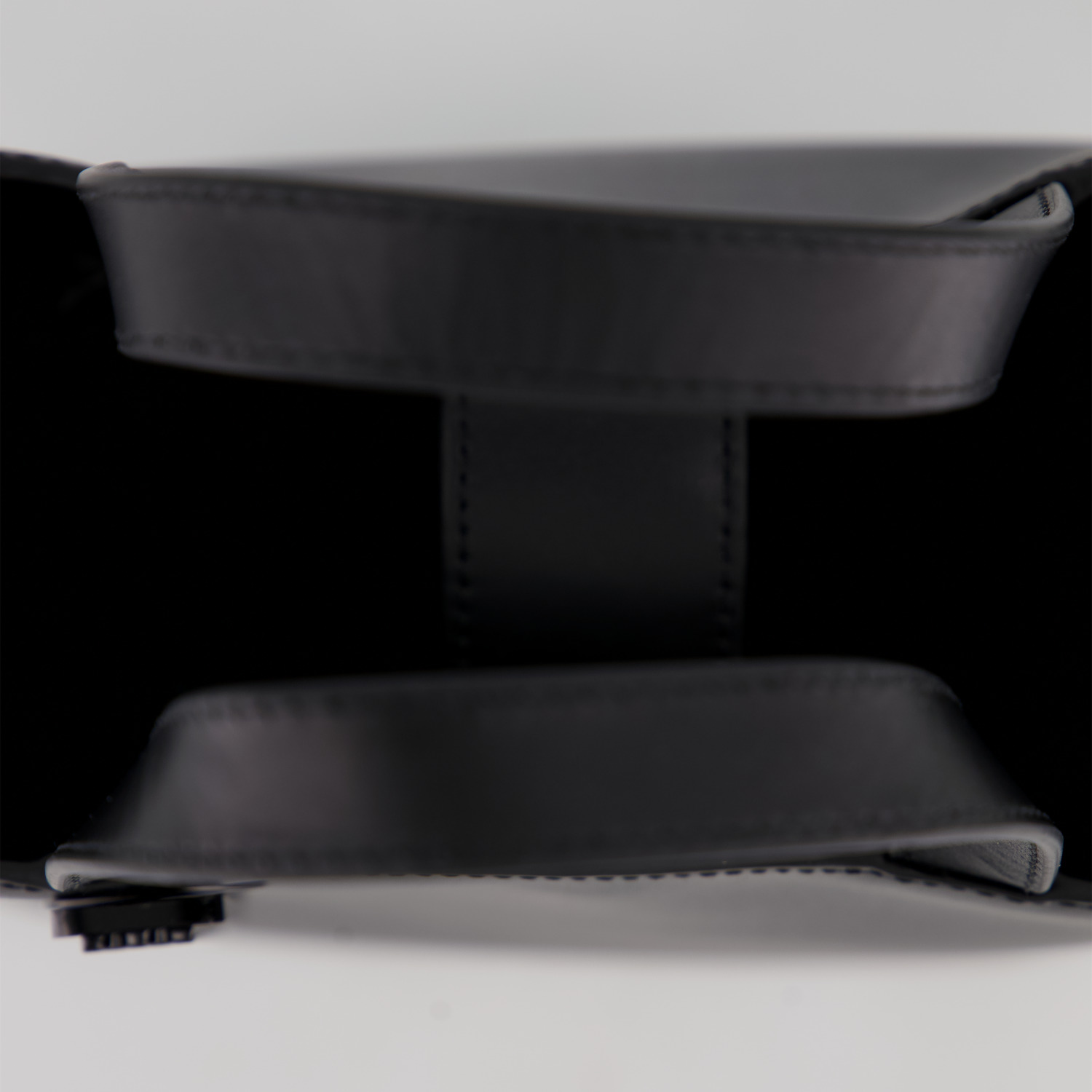 Liebeskind Paper Bag S Carter