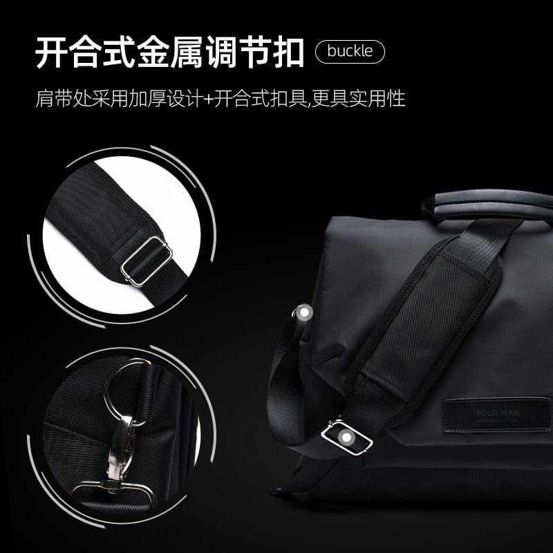 Wavecho - Effen Messenger Bag met Gesp