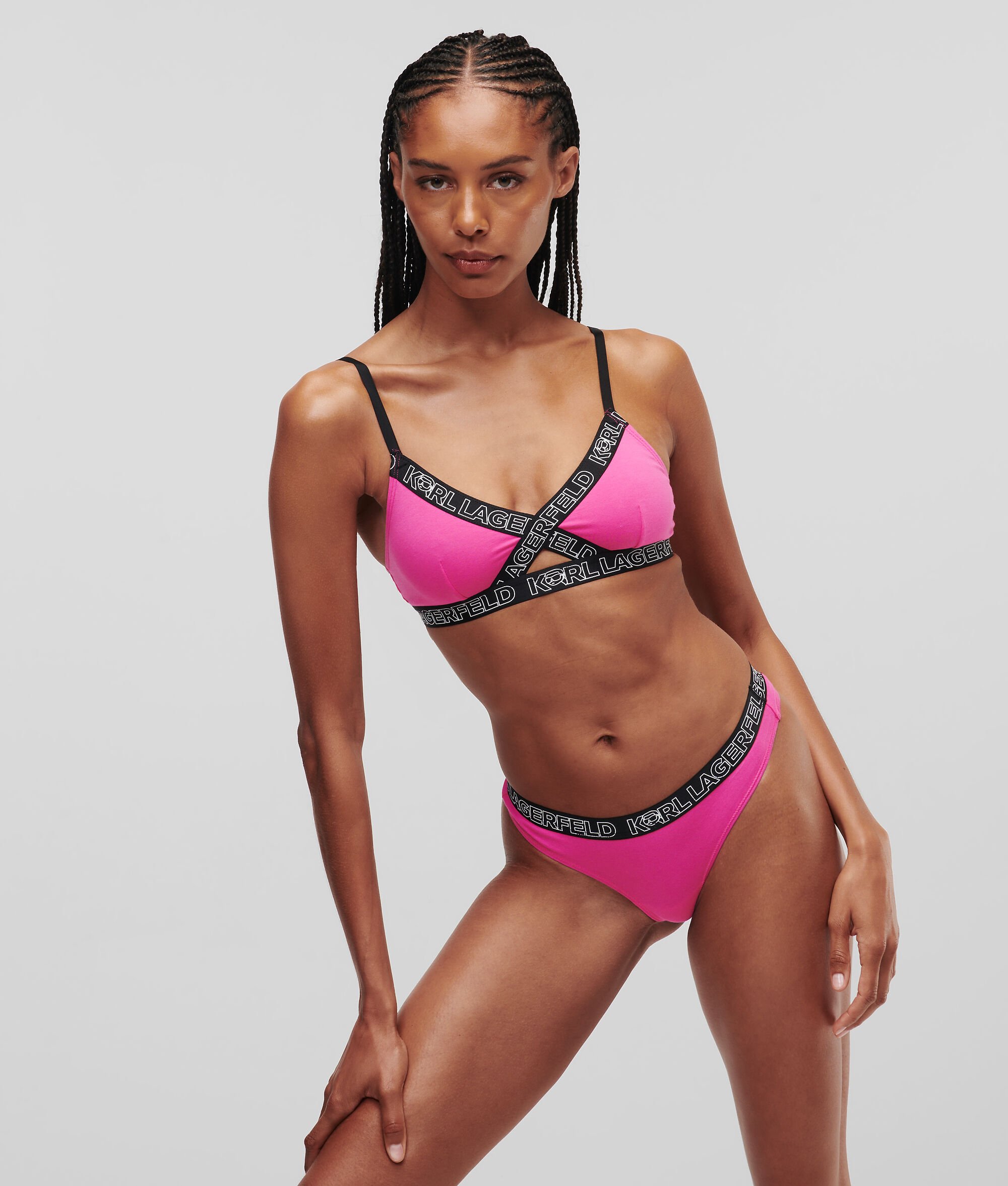 SOUTIEN-GORGE AVEC DÉCOUPE KARL IKONIK