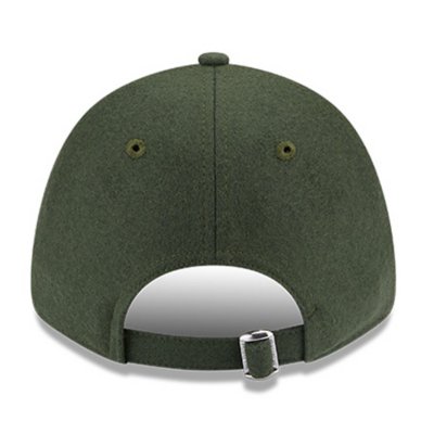 Casquette femme Cosy Pom Neyyan Bltwhi NEW ERA
