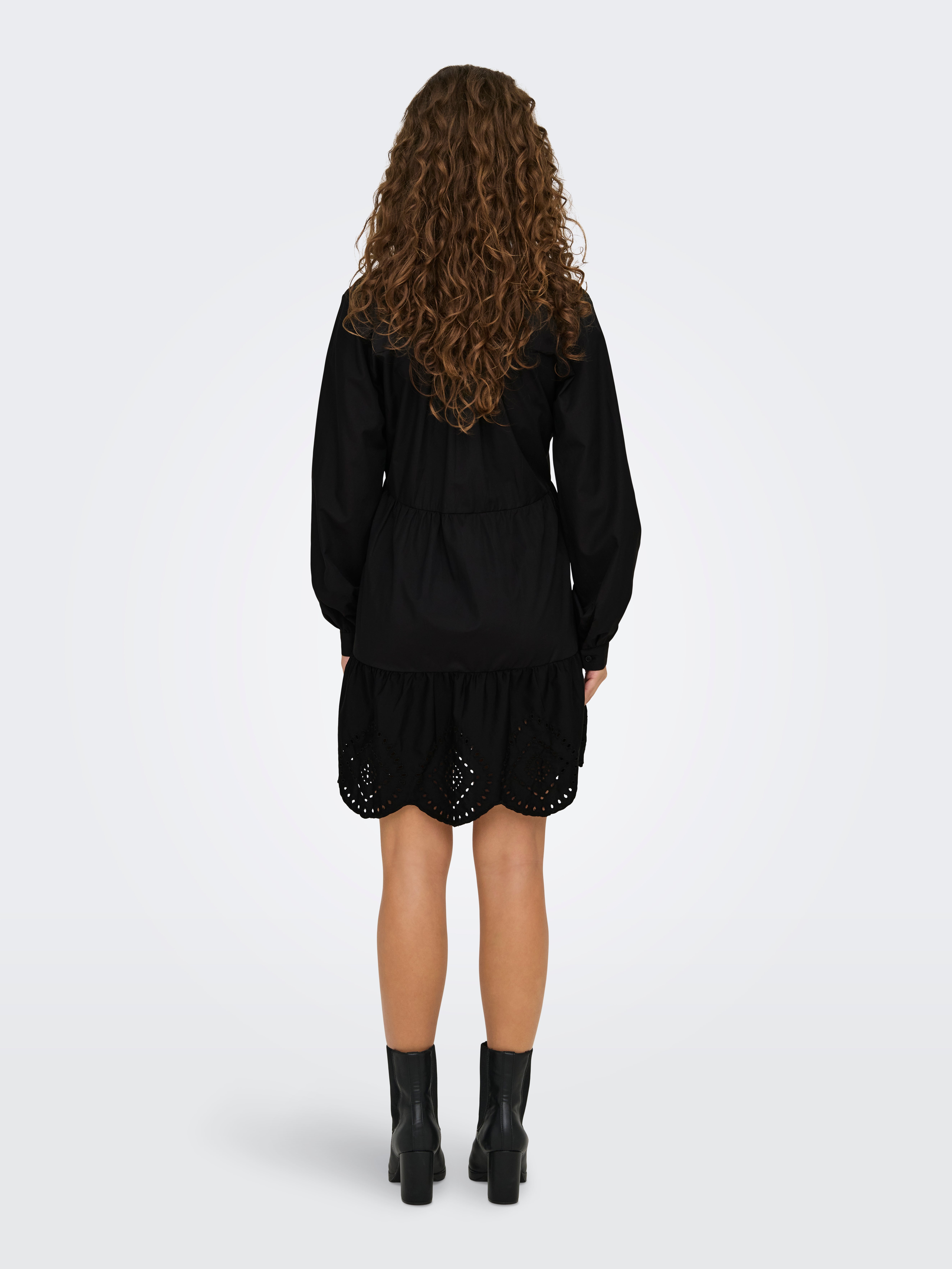 ONLOLIVIA Kurzes Kleid Black