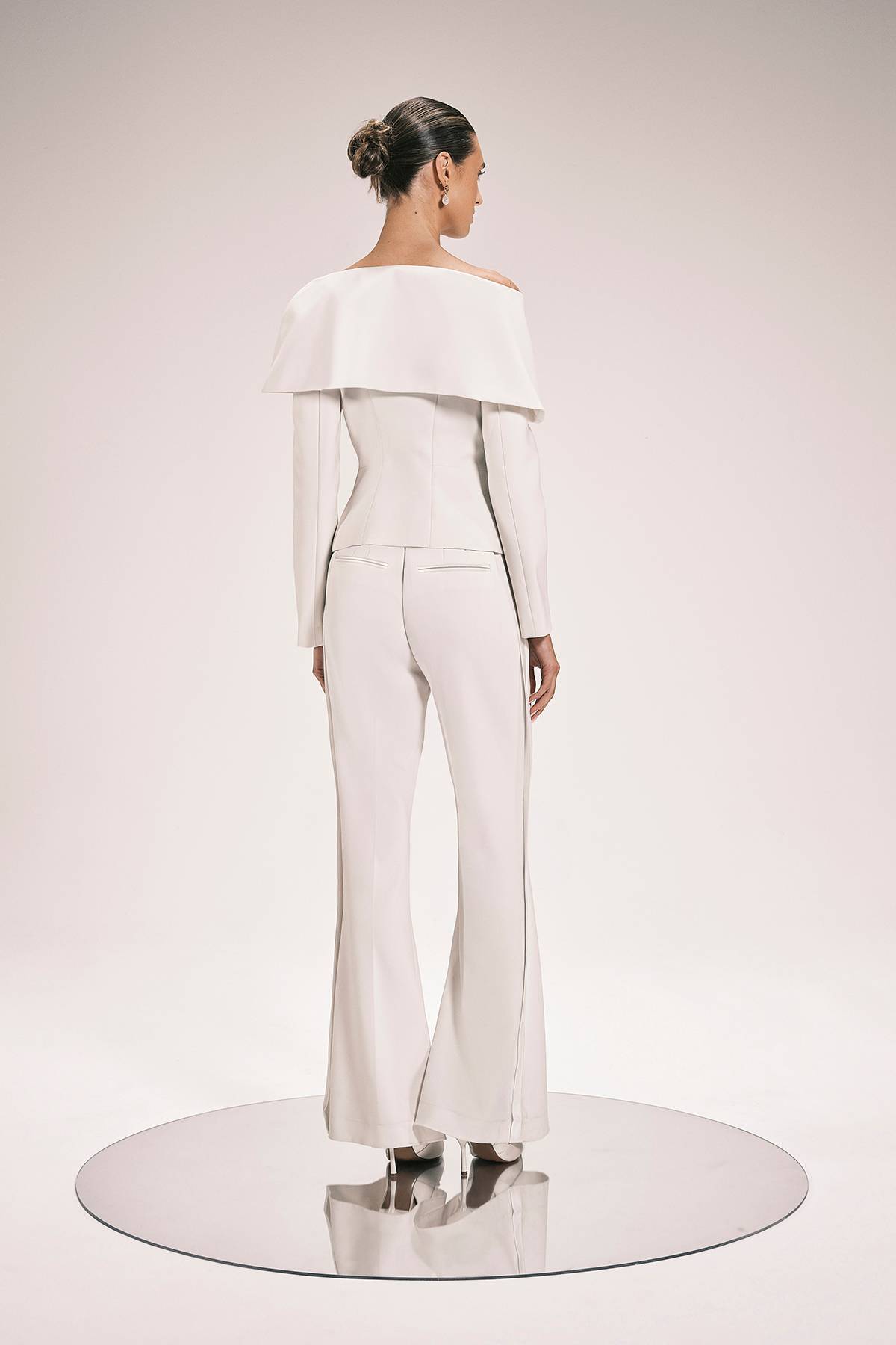 KarenMillen Blazer Asymétrique Ajusté En Viscose Stretch Compacte