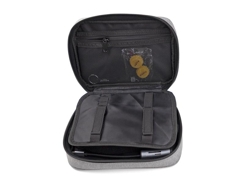 Delock Travel Kit IV Business Edition Delock Travel Kit IV Business Edition – USB Hub / Netzteil / Maus / 3 in 1 Ladekabel