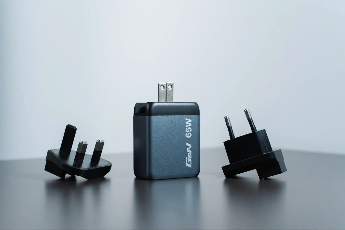Verbatim - GNC-65 GaN oplader 3 port 65W USB-A/USB-C