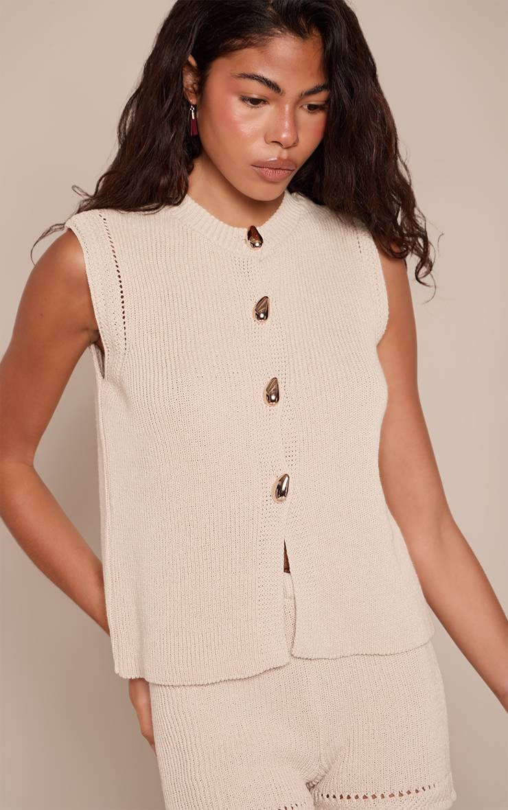 Avoine Gilet Sans Manches En Crochet Avec Boutons Dorés