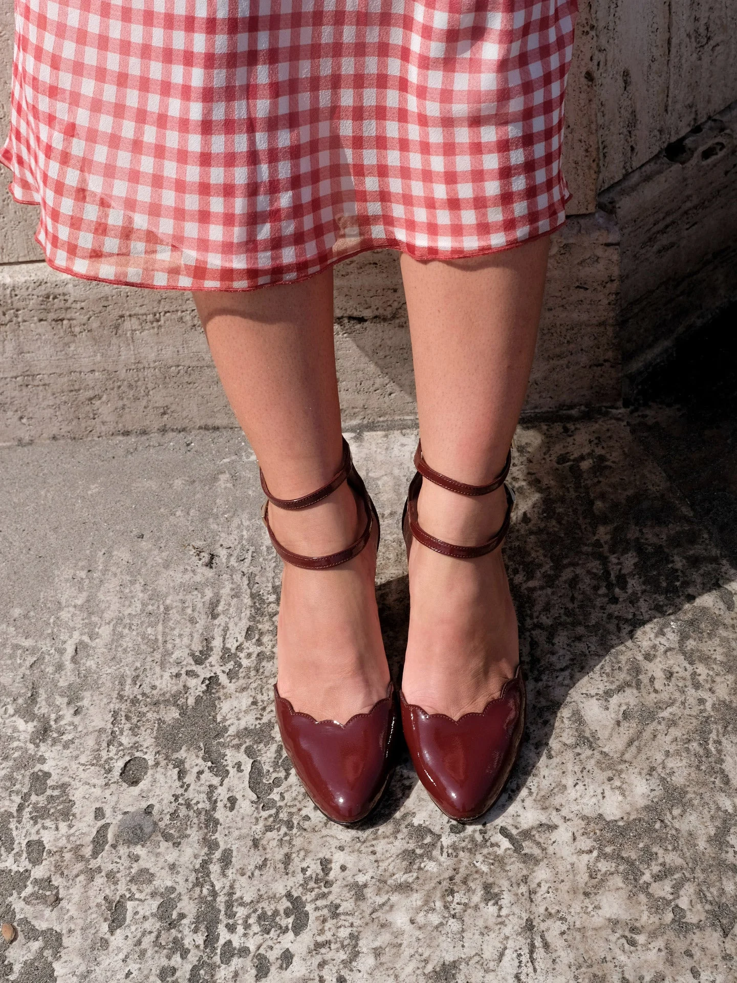 FLAVIE BURGUNDY - Babies à talon en cuir verni | Rouge