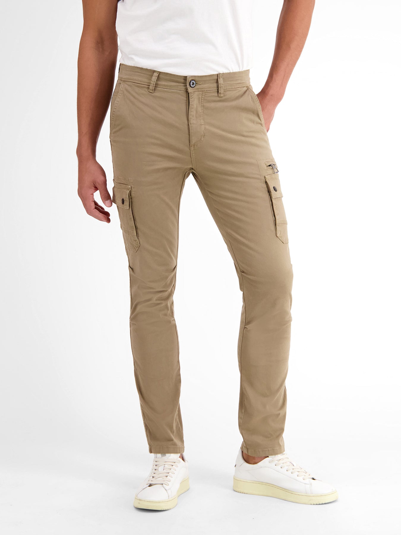 Cargo Pants in schmaler, gerader Passform