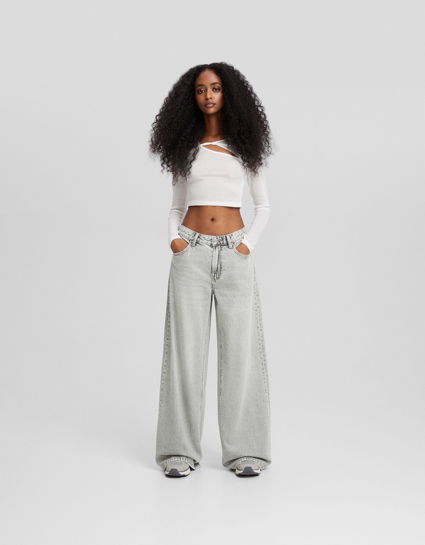 calça jeans de perna larga