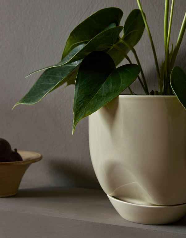 Audo Copenhagen Hydrous bloempot medium Ø20 Ashej