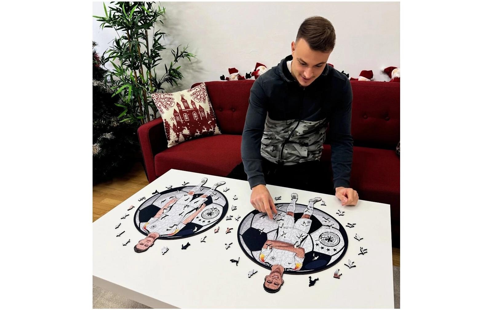 Puzzle »Iconic Jamal Musiala (Deutsche Nationalmannschaft)« Holzart: Birke (Herkunftsland: China)