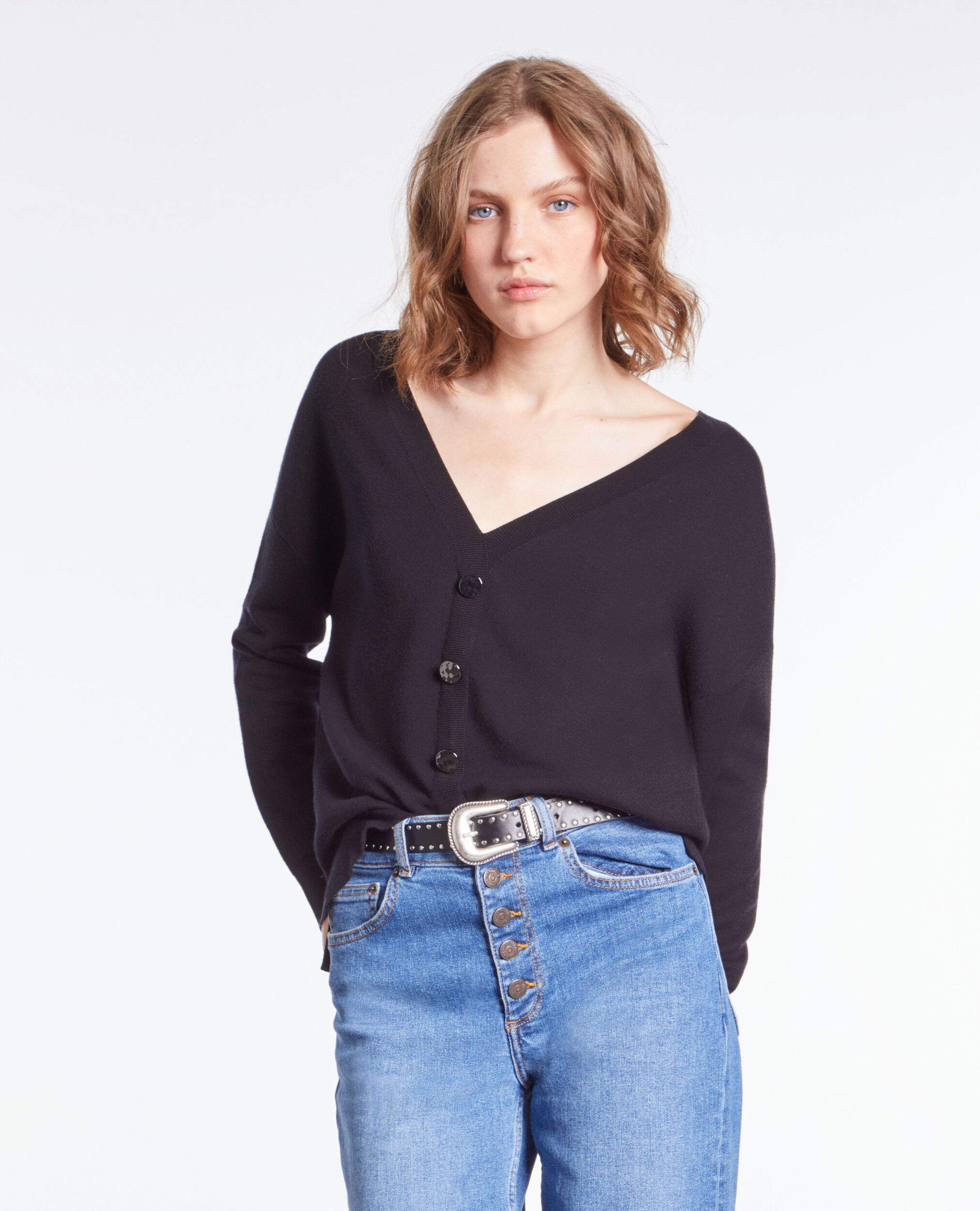 Pull avec boutonnage dans le dos