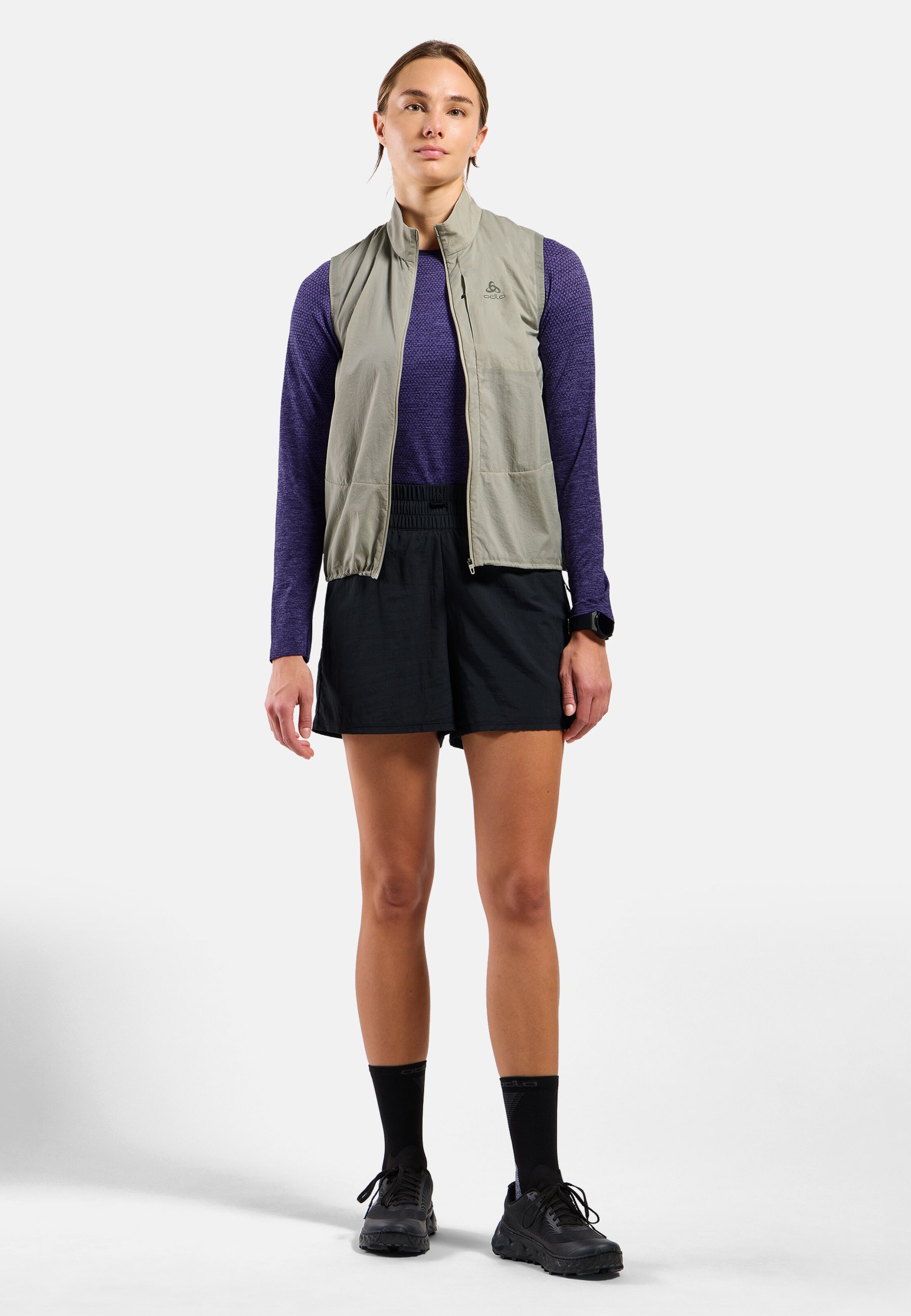 Essentials Seamless Langarm-Laufshirt in eclipse melange