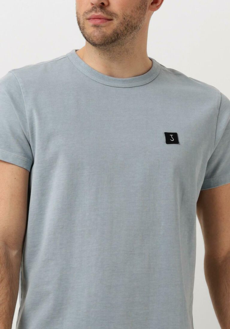 BUTCHER OF BLUE lichtblauwe butcher of blue t-shirt army tee